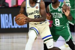 开云官网-马刺完胜江苏队，麦科勒姆刷新纪录