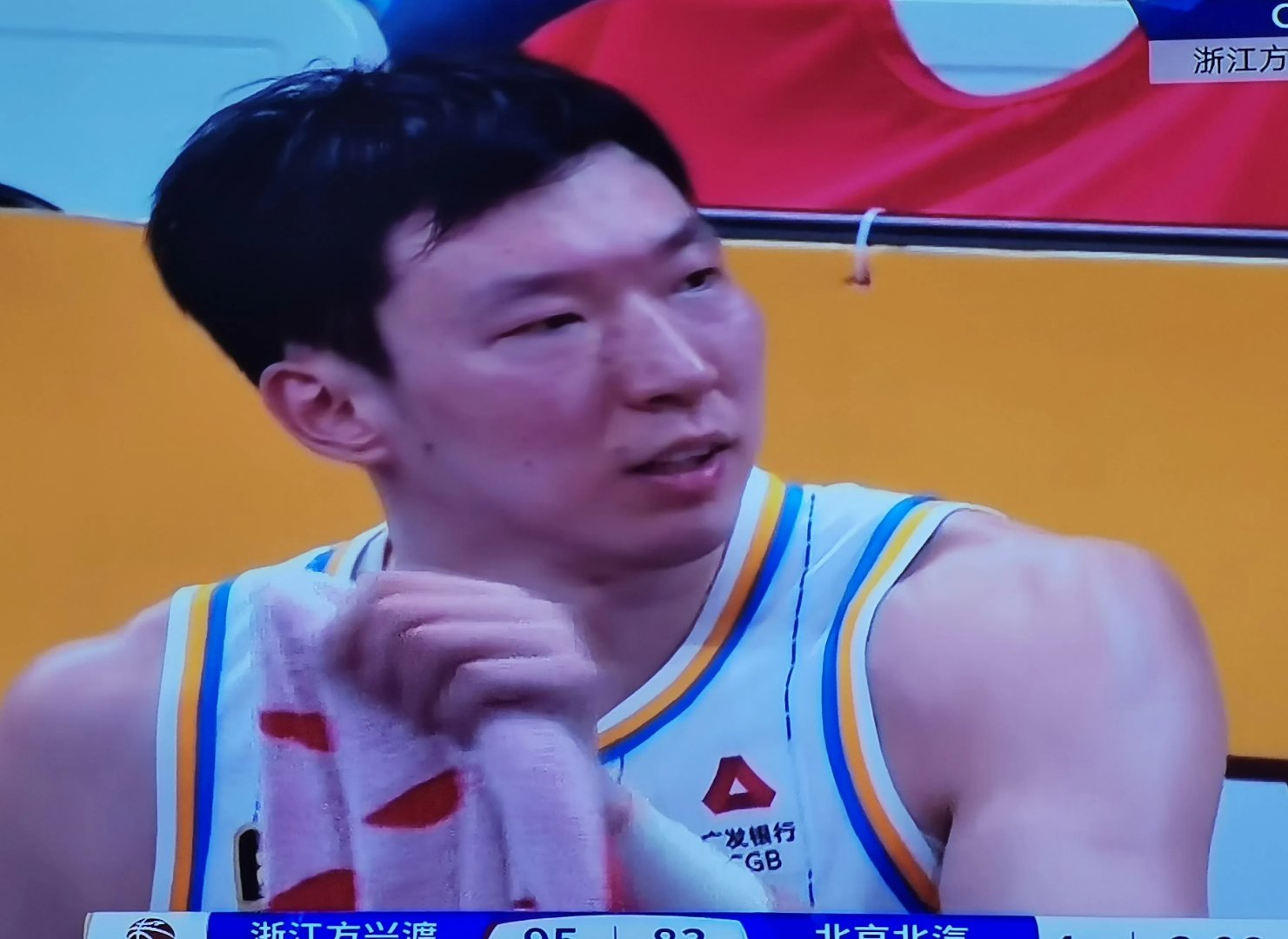 关于北京举行乒乓球比赛，曼联表现关键的信息