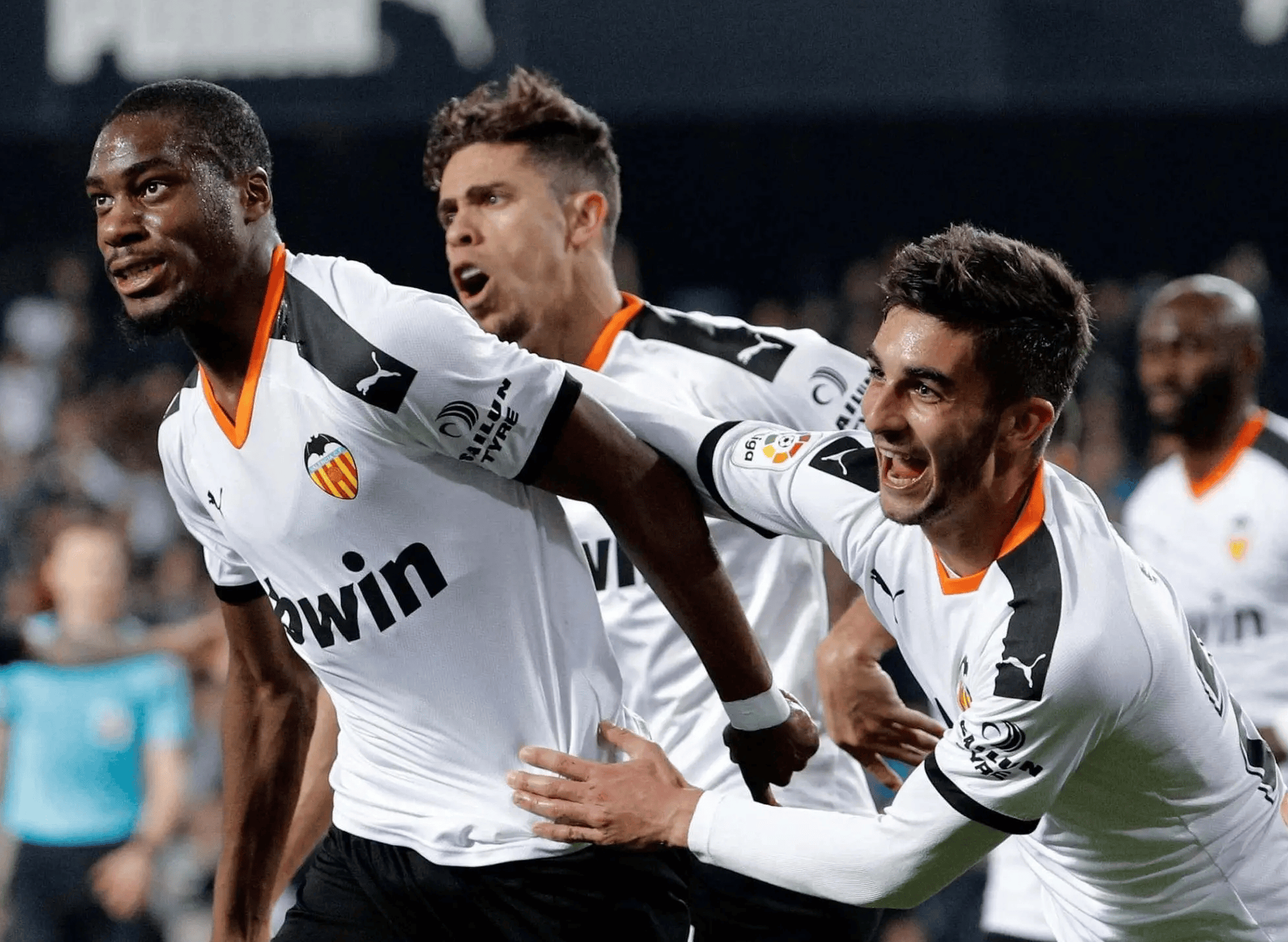 巴伦西亚在主场输给对手,黯然神伤 巴伦西亚在主场输给对手,黯然神伤