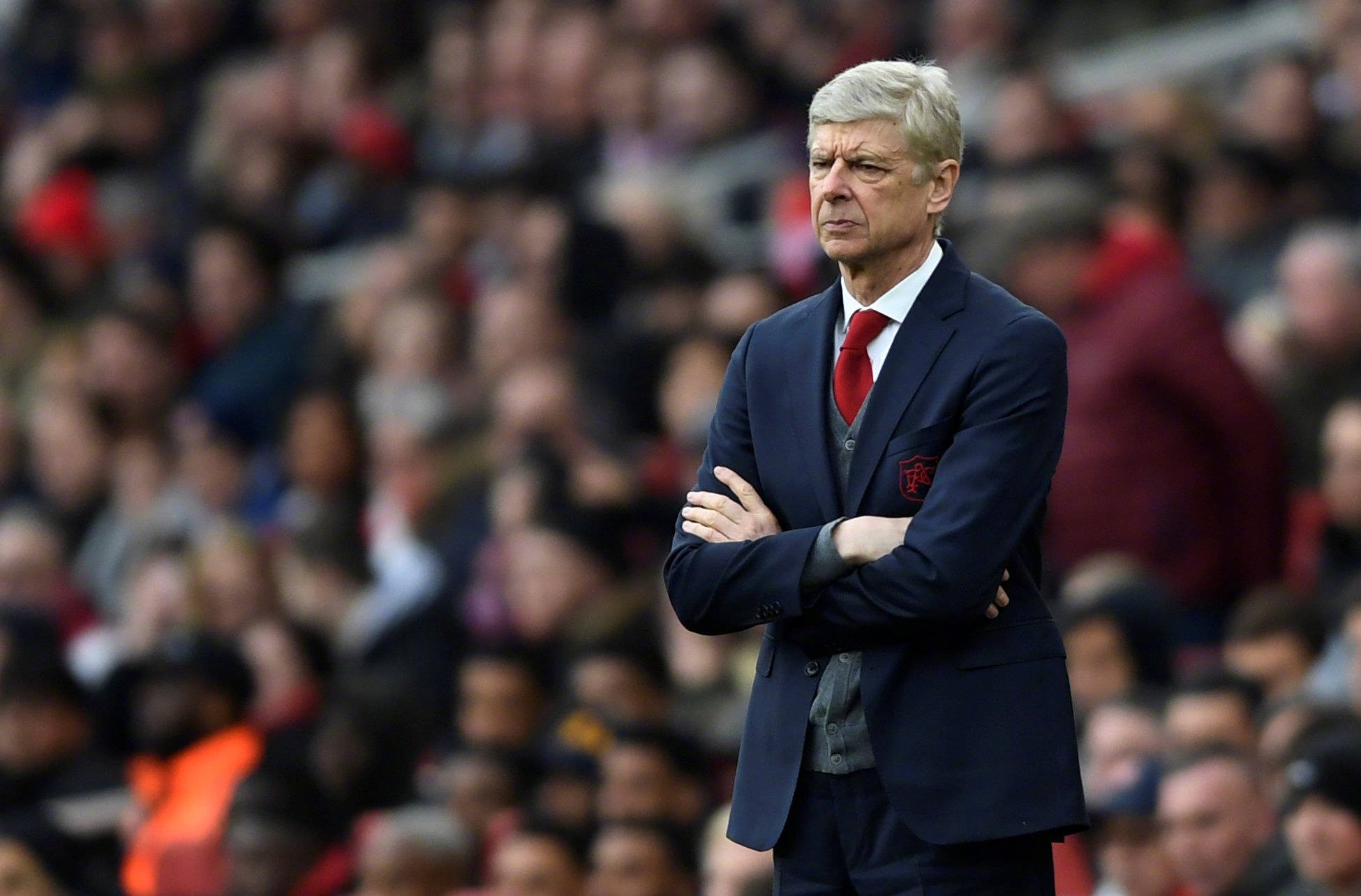 阿森纳战术调整获成功，球队状态回勇