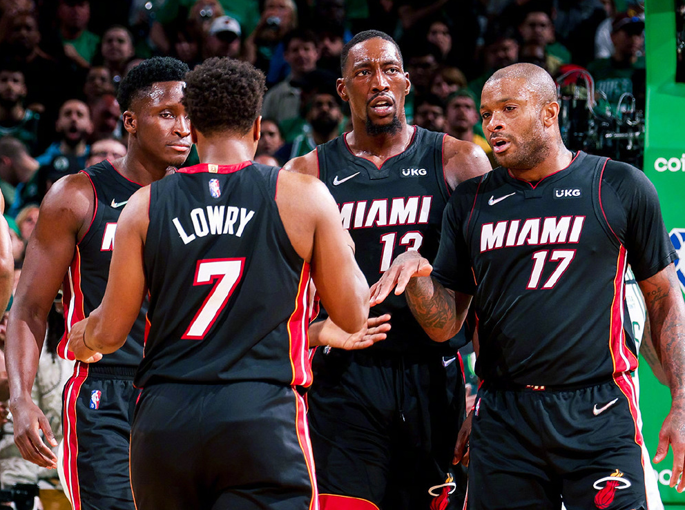 浙江队完胜热火，福克斯带队取胜的简单介绍